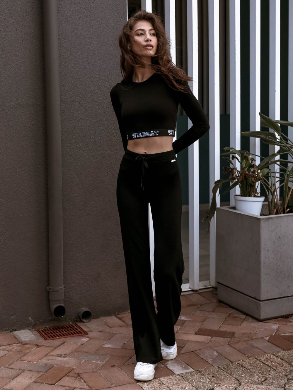 WILDCAT Luxe Stretch Lounge Pants - Black - Image 9
