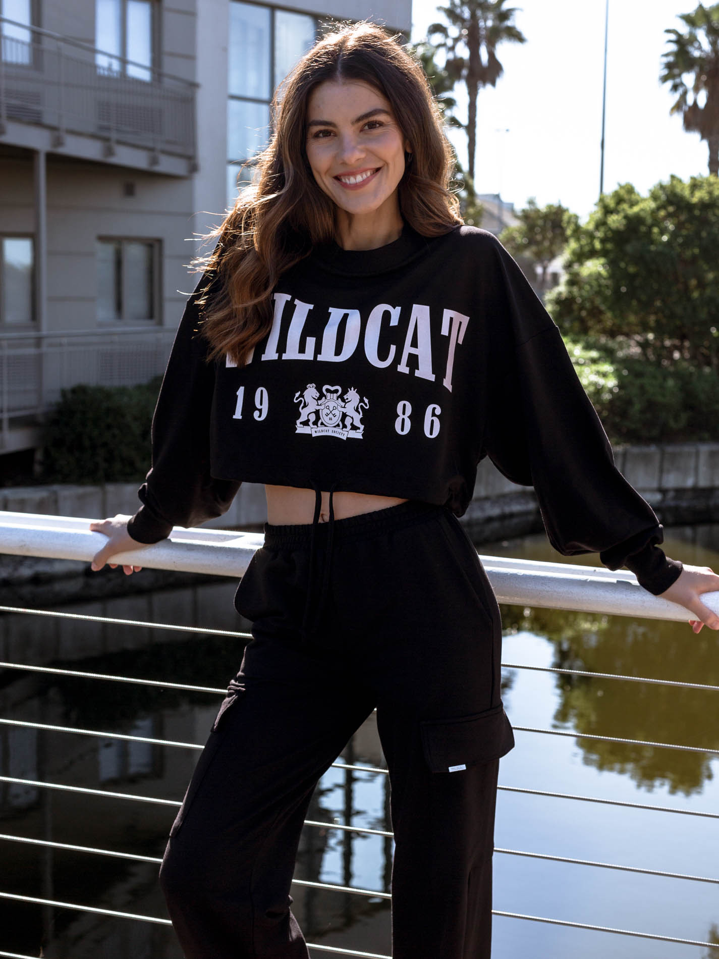 WILDCAT Terry Knit Tie Crew Crop - Black
