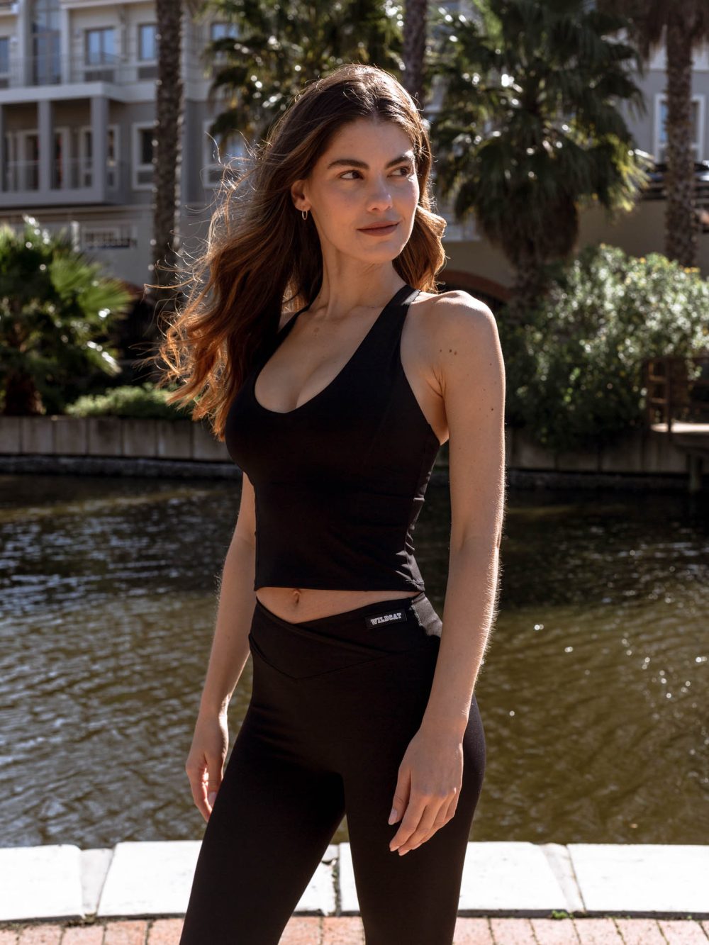 VIOLA *BodyLux* Minimalist Scrunch V Leggings - Black - Image 23