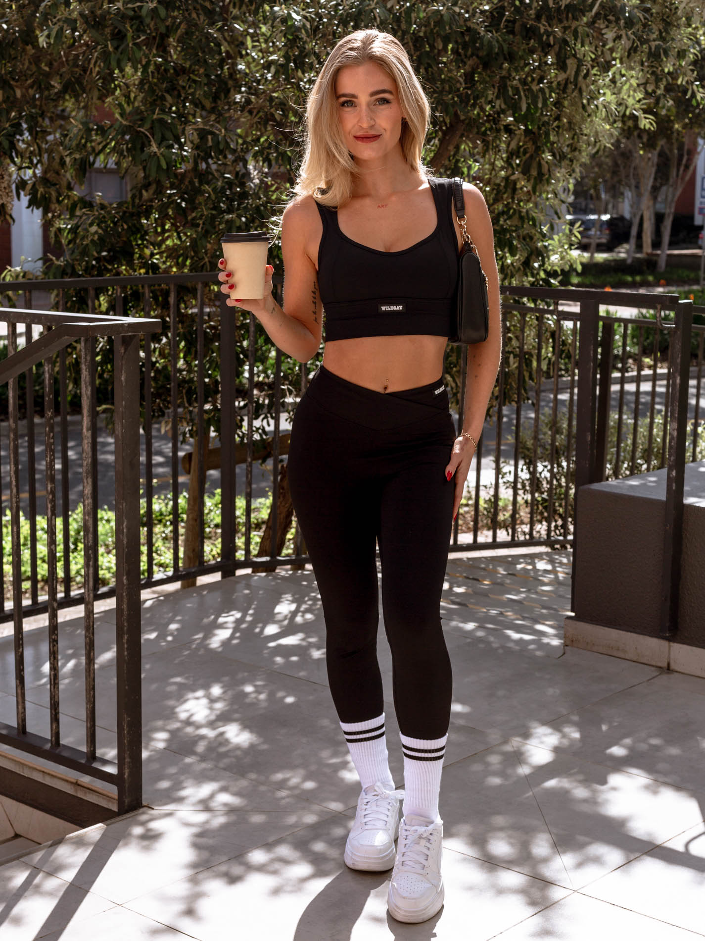 VIOLA *BodyLux* Minimalist Scrunch V Leggings - Black
