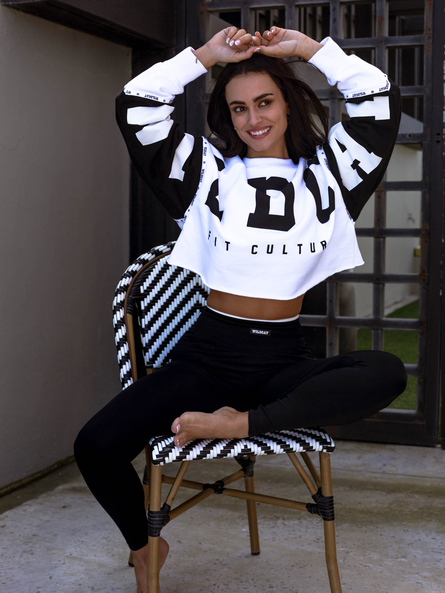 WILDCAT - FIT CULTURE Oversized Fleece Crew Crop - Contrast White - Image 7